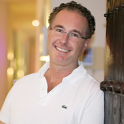 Dr. med. dent. Volker Staubach: Zahnarzt in Hannover (Döhren)