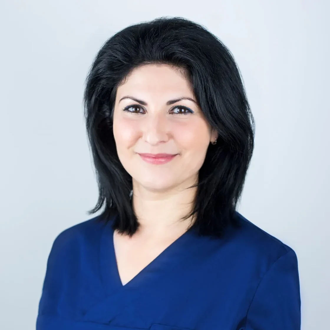 Dr. med. Elena  Bucur: Zahnärztin in Karlsruhe