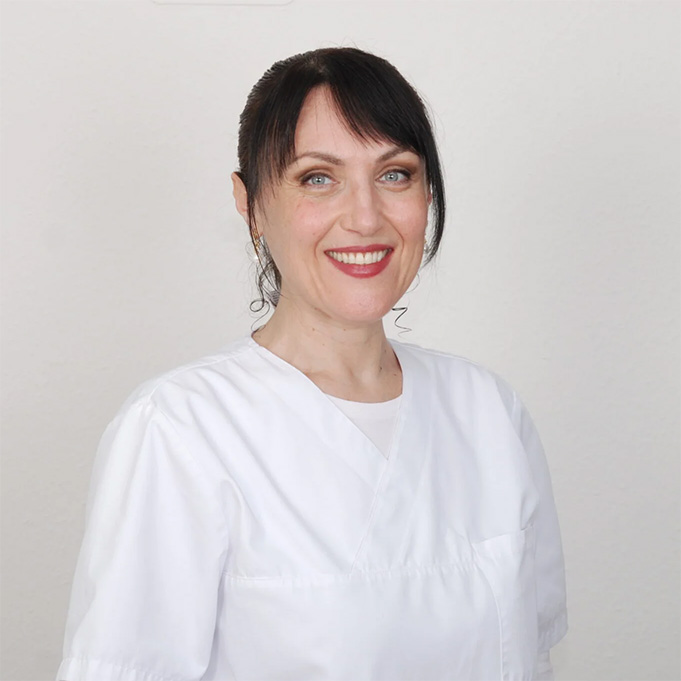  Patricia Popa: Zahnärztin in Karlstadt